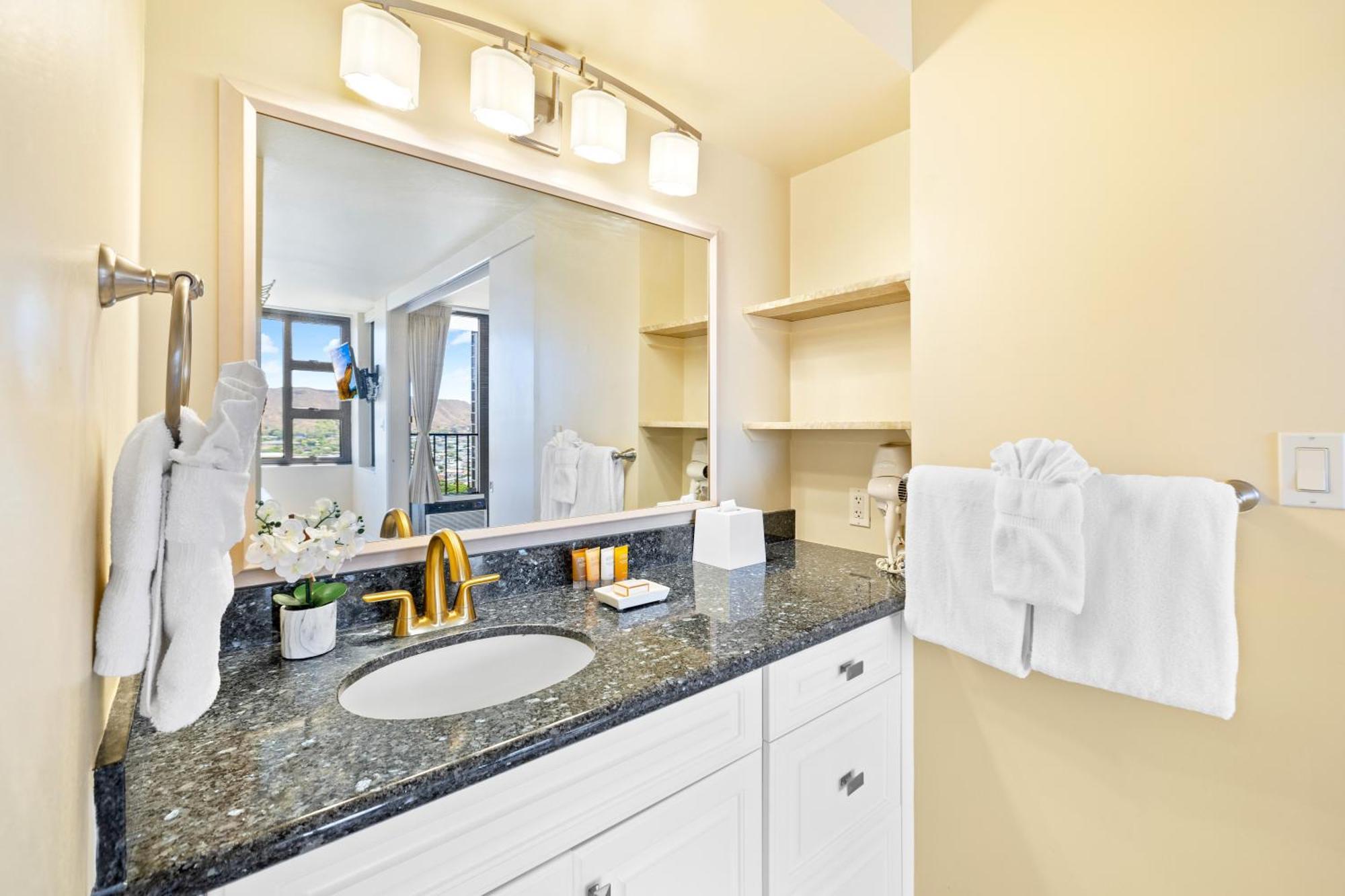 Diamond Head Views Retreat With Free Parking & Near Waikiki Beach! Гонолулу Экстерьер фото